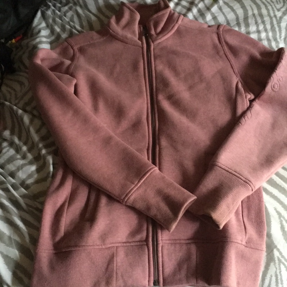 Carhartt zip up sweatshirt!